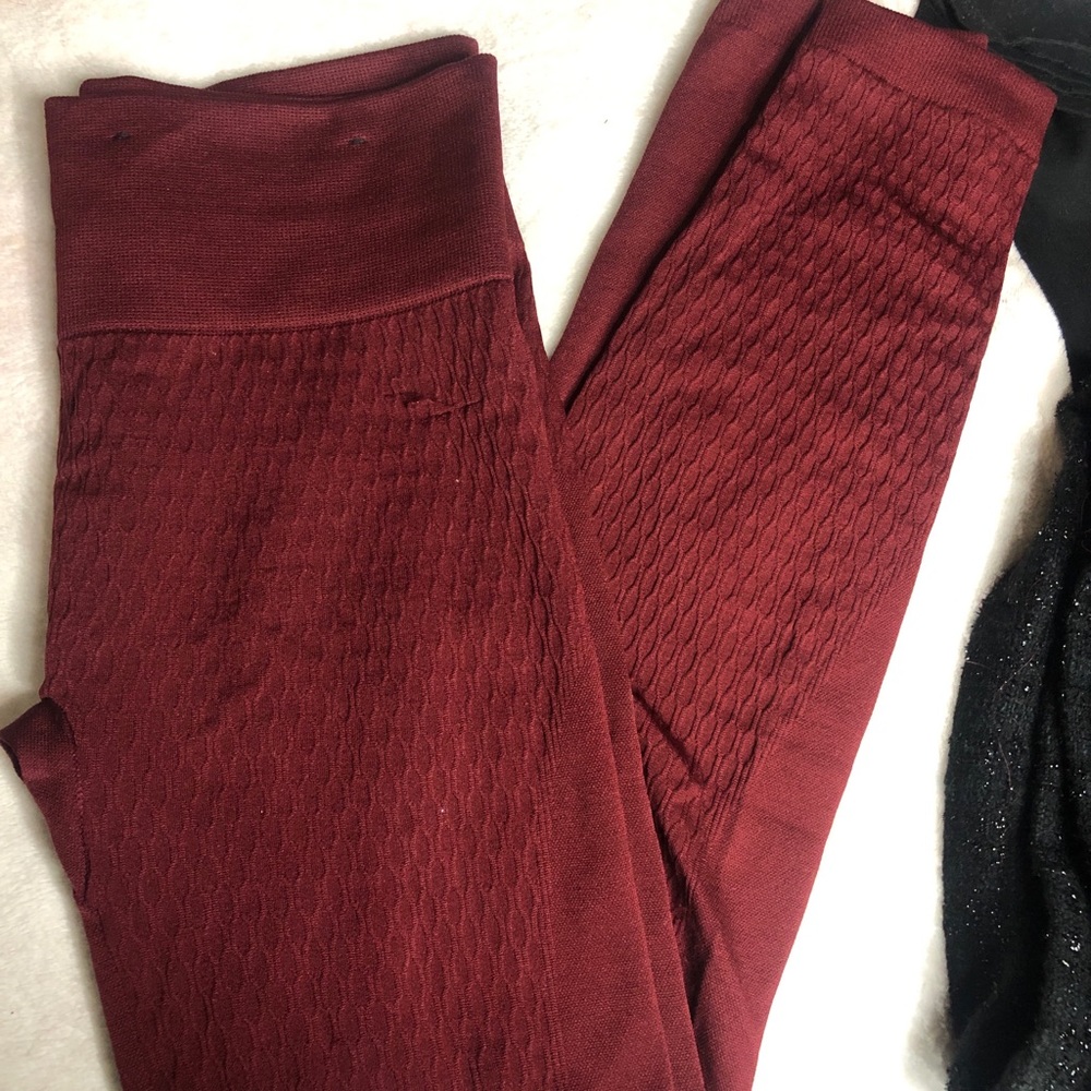 maroon knit leggings